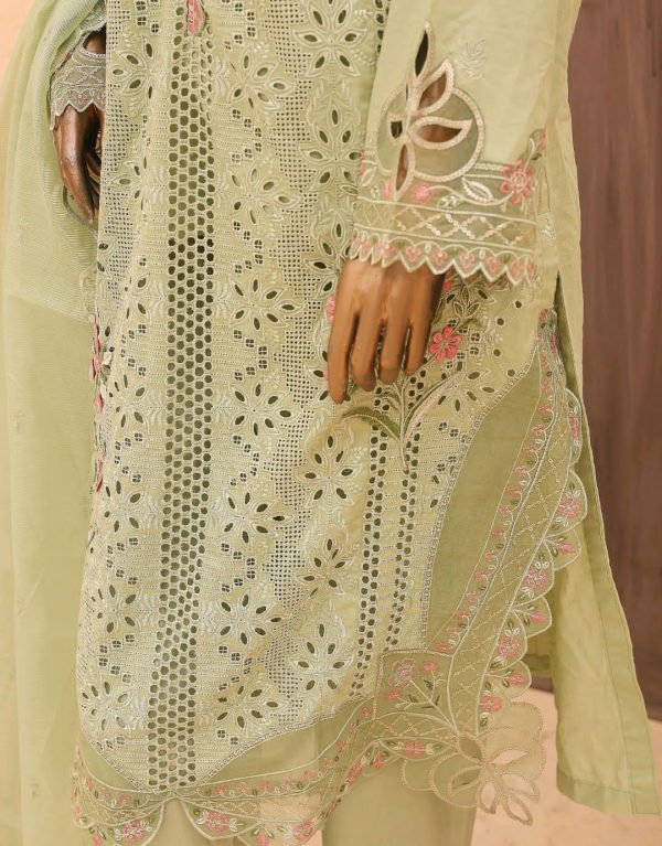 Binsaeed-chikan-kari-embroidery-04-3